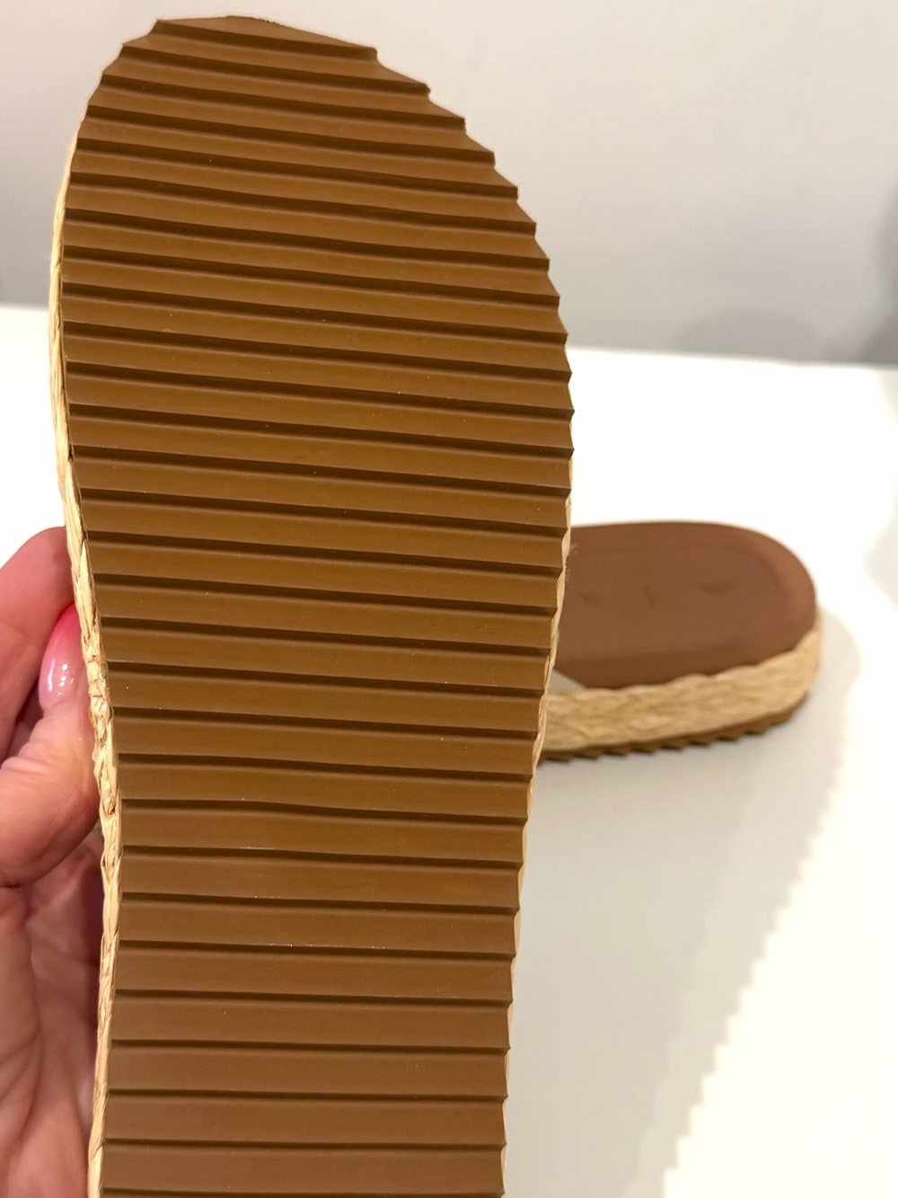 Reef Vista Carmen Studded Espadrille  Flip Flops - Women sz 8 never worn - Picture 11 of 12